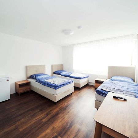 Pension Diloyal Nuertingen Extérieur photo