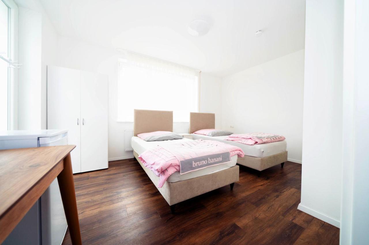 Pension Diloyal Nuertingen Extérieur photo